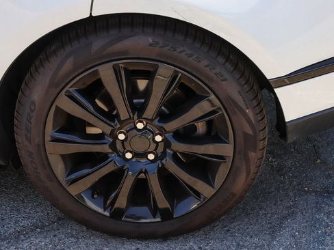 Used 2015 Land Rover Range Rover Supercharged AWD/4WD image 7