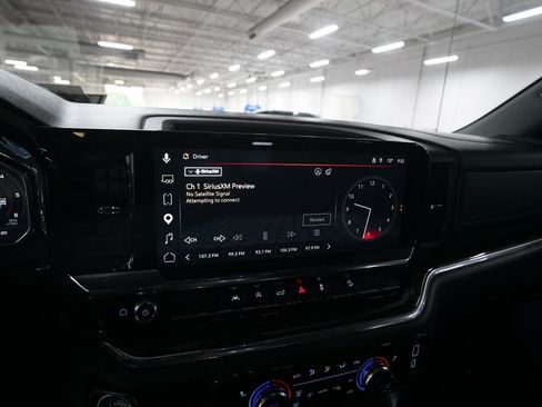 Used 2025 GMC Sierra 1500 Elevation w/ X31 Off-Road Package AWD/4WD image 5