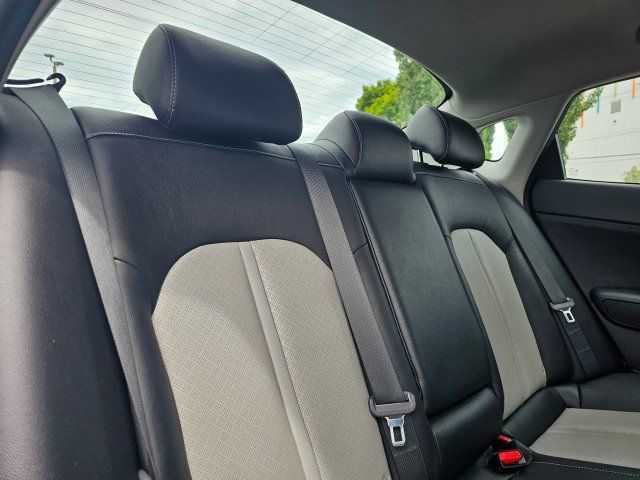 Used 2020 Kia Optima EX FWD image 14
