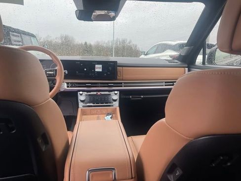 Used 2026 Hyundai Santa Fe Limited w/ Tow & Go Package image 9