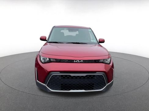 Used 2025 Kia Soul LX w/ LX Technology Package image 4