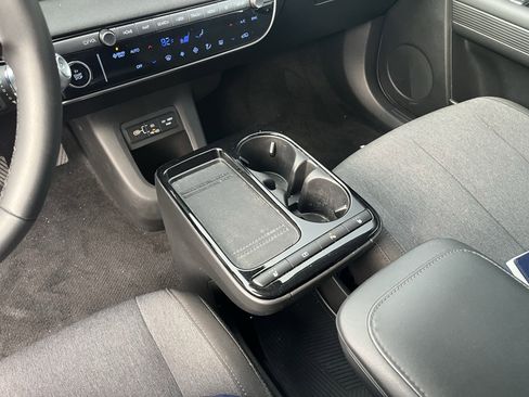 Used 2025 Hyundai Ioniq 5 SE image 20