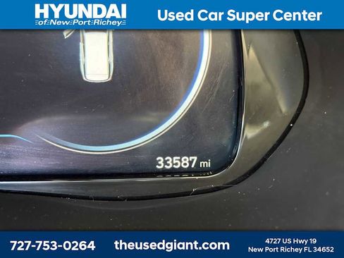 Used 2022 Hyundai Palisade Calligraphy image 13