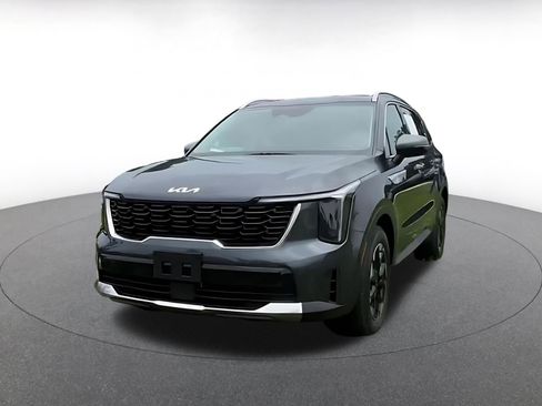 Used 2024 Kia Sorento S FWD image 7