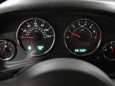 Used 2014 Jeep Wrangler Sport image 8