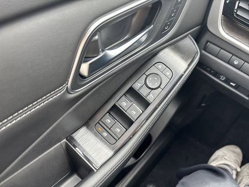 New 2026 Nissan Rogue Platinum AWD/4WD image 18