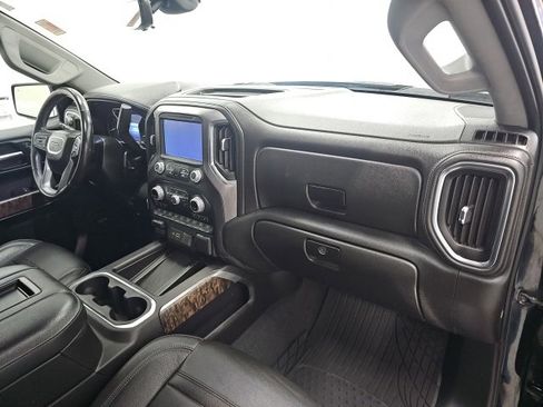 Used 2019 GMC Sierra 1500 Denali w/ Denali Ultimate Package image 11