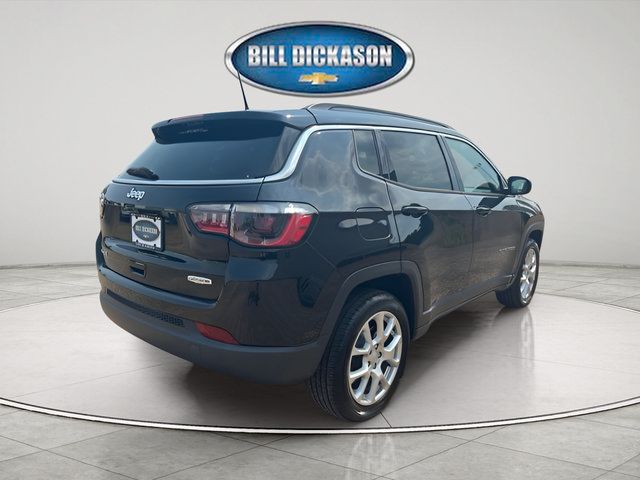 Used 2023 Jeep Compass Latitude AWD/4WD image 9