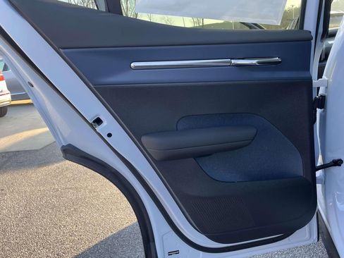 New 2026 Volvo EX30 Plus image 2