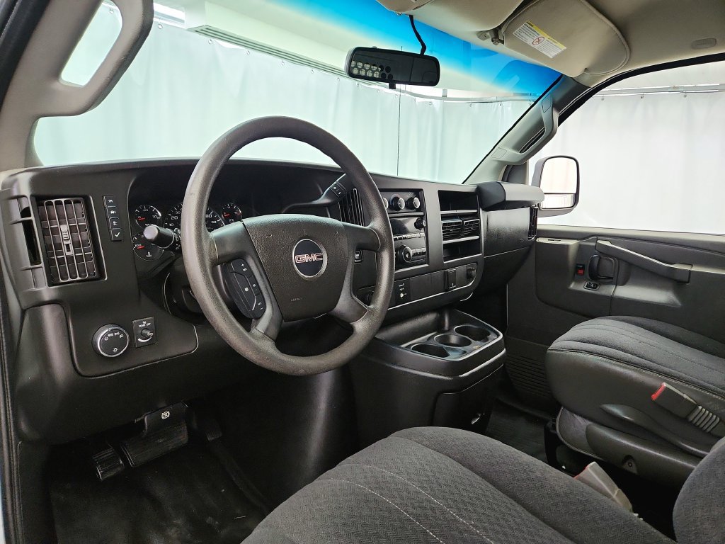 Used 2018 GMC Savana 2500 w/ Driver Convenience Package RWD image 10