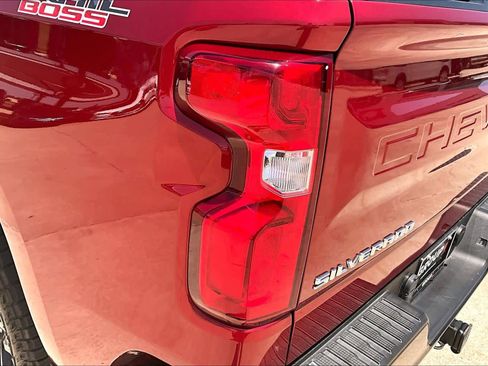 Used 2021 Chevrolet Silverado 1500 Custom Trail Boss w/ Safety Confidence Package AWD/4WD image 29