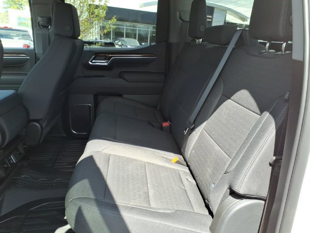 New 2026 GMC Sierra 1500 SLE w/ LPO, GMC Protection Package AWD/4WD image 13