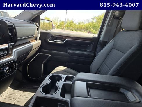 Used 2023 GMC Sierra 1500 SLE w/ Preferred Package AWD/4WD image 14