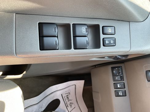 Used 2016 Nissan Frontier SV AWD/4WD image 14