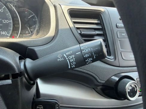Used 2015 Honda CR-V LX image 16