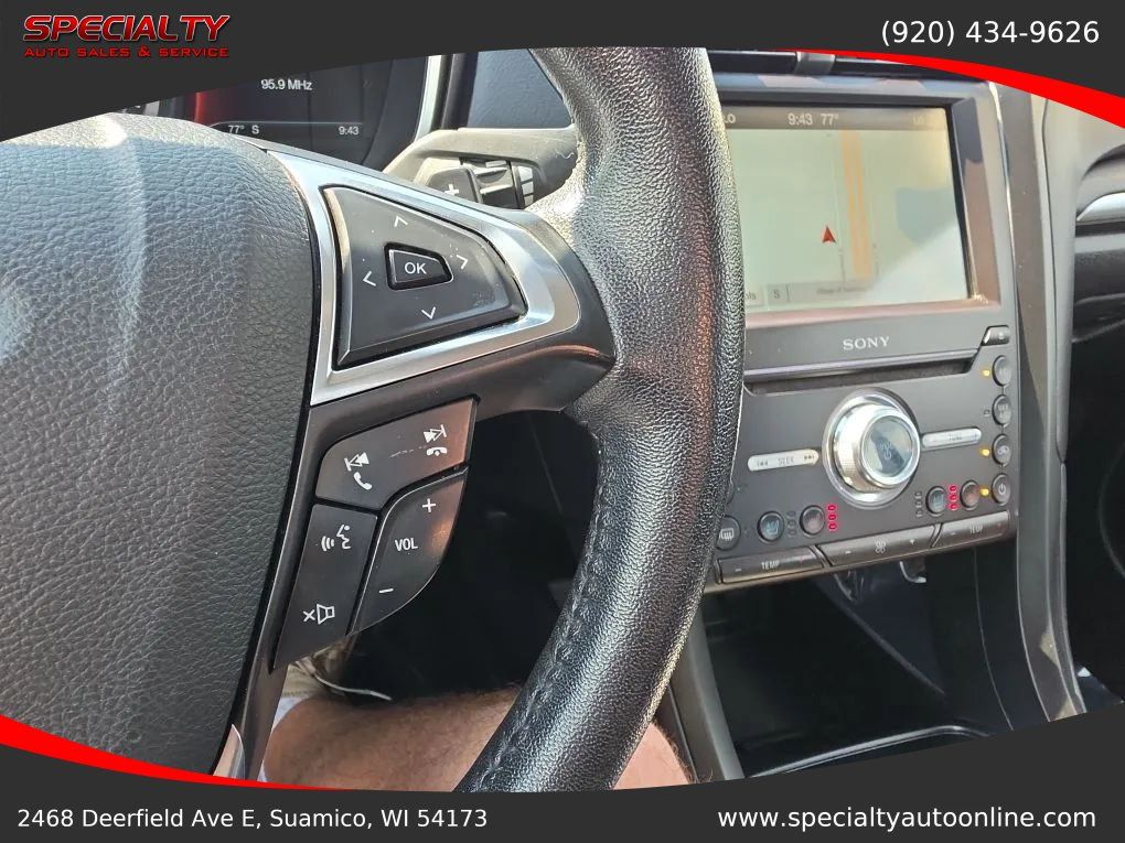 Used 2019 Ford Fusion Titanium FWD image 19