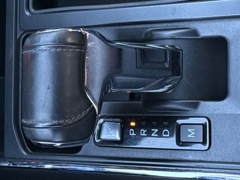 Used 2021 Ford F150 Lariat w/ Equipment Group 502A High image 35