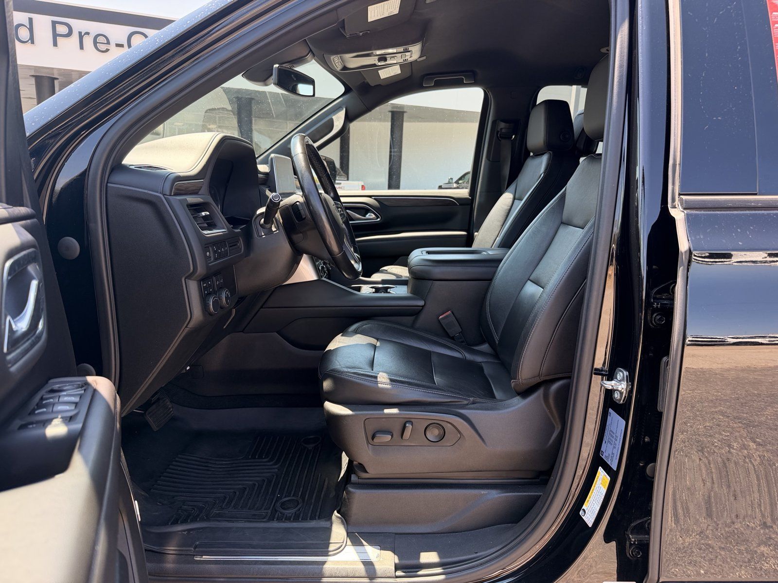 Used 2021 Chevrolet Suburban Z71 w/ Rear Media and Nav Package AWD/4WD image 14