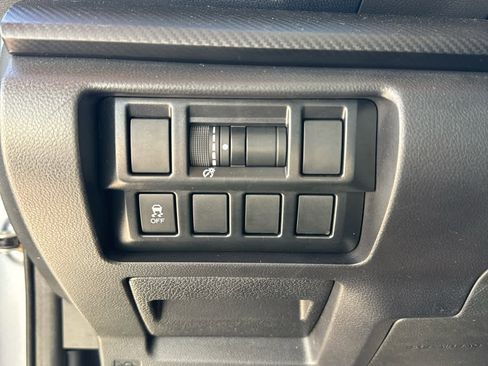 Used 2021 Subaru Impreza 2.0i image 16