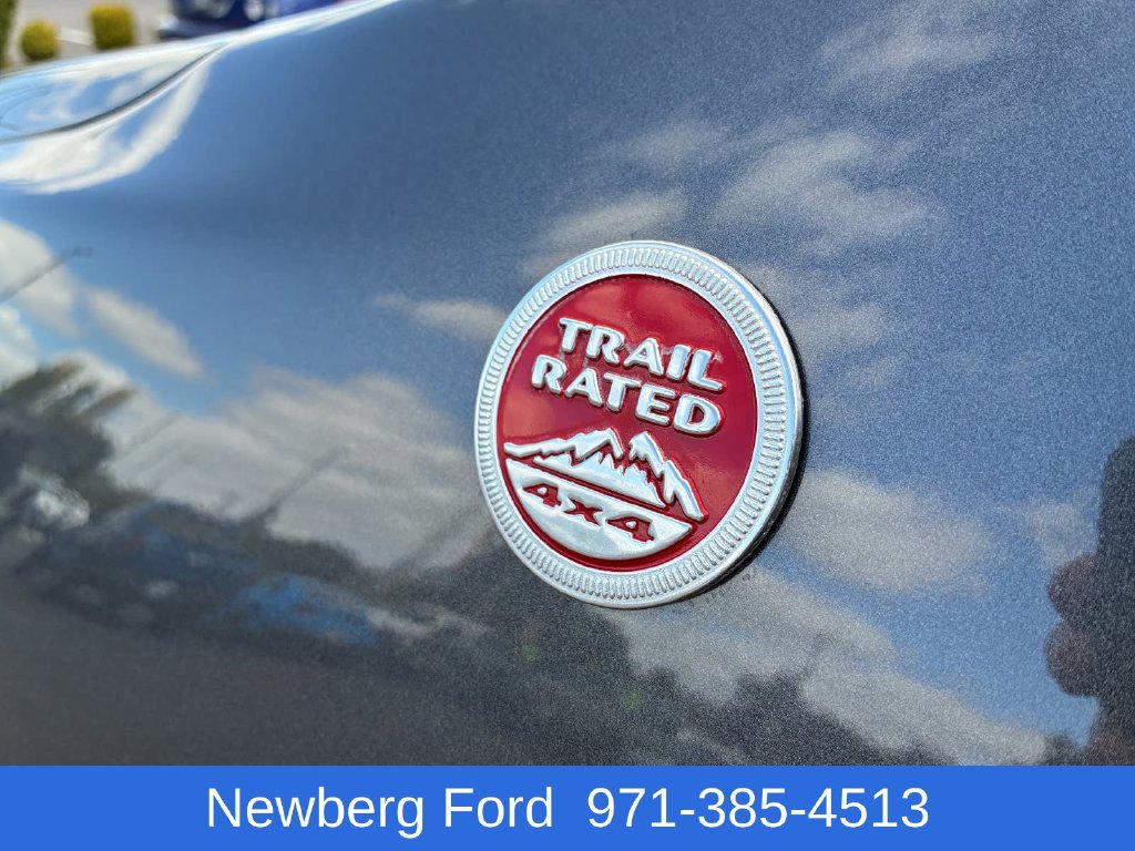 Used 2020 Jeep Cherokee Trailhawk AWD/4WD image 11