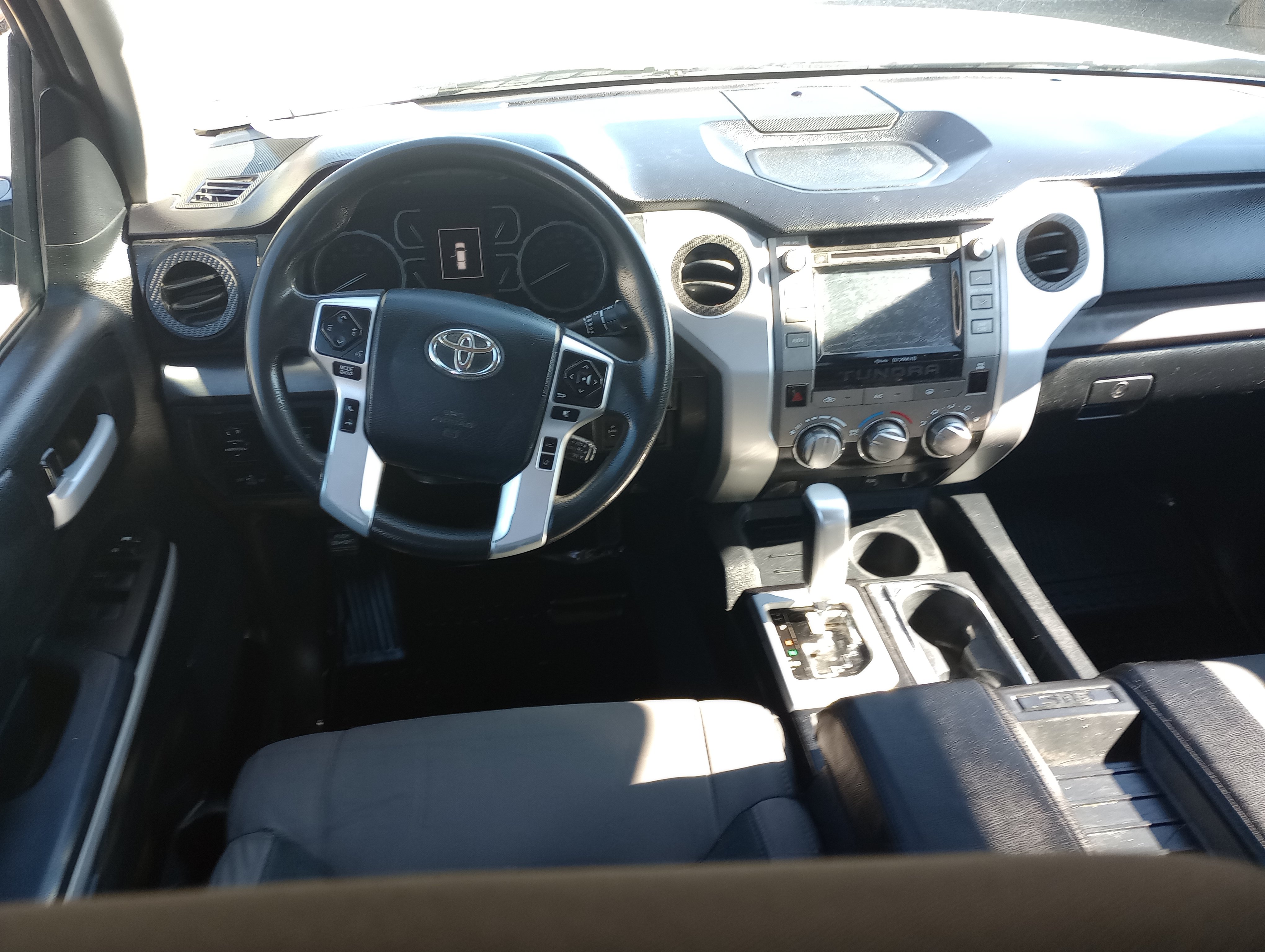 Used 2019 Toyota Tundra SR5 w/ SR5 Upgrade Package RWD image 10