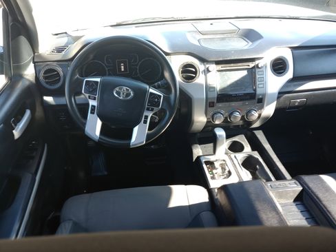 Used 2019 Toyota Tundra SR5 image 10