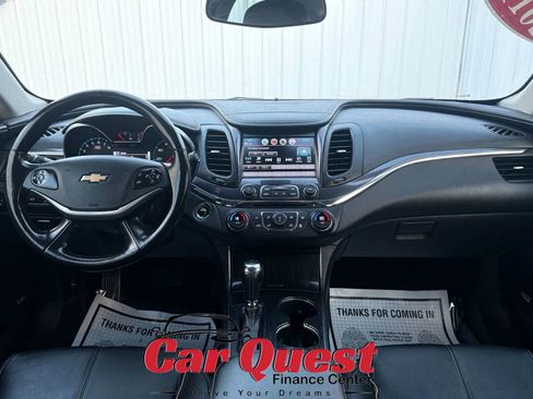 Used 2019 Chevrolet Impala Premier FWD image 23