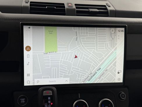 Used 2026 Land Rover Defender 110 S image 24