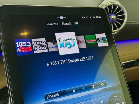 New 2026 Mercedes-Benz SL 63 AMG S e Performance 4MATIC image 16