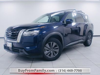 Used 2022 Nissan Pathfinder SV