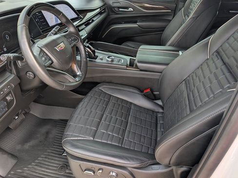 Certified 2023 Cadillac Escalade ESV Sport Platinum w/ LPO, ONYX Package image 11