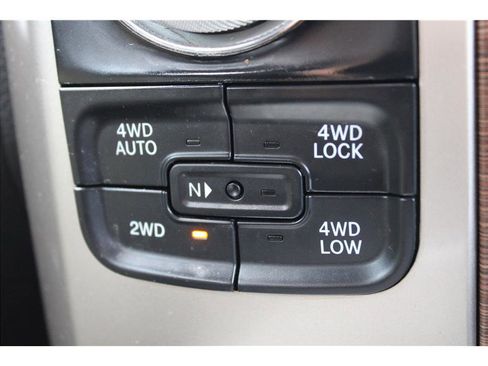 Used 2015 RAM 1500 Laramie w/ Convenience Group image 26