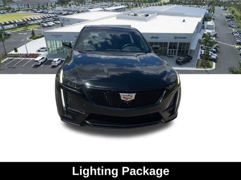 Used 2022 Cadillac CT5 V w/ Premium Package RWD image 6