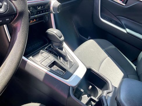 Used 2024 Toyota RAV4 XLE w/ Convenience Package FWD image 17