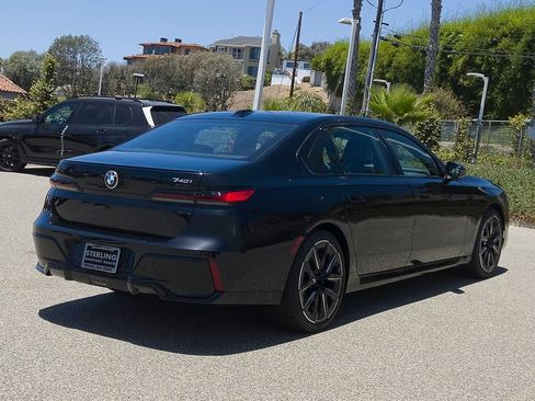 New 2026 BMW 740i w/ Premium Package RWD image 19