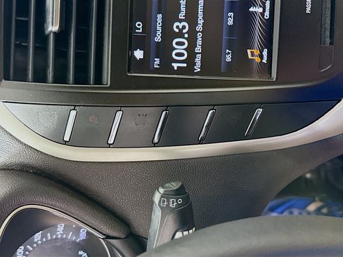 Used 2019 Lincoln MKC Premiere FWD image 20