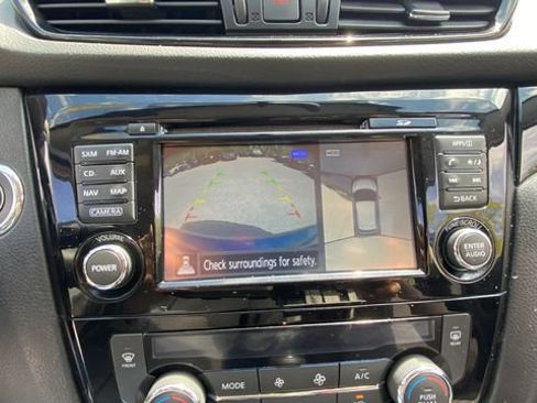 Used 2017 Nissan Rogue Sport SV w/ SV Premium Package AWD/4WD image 26