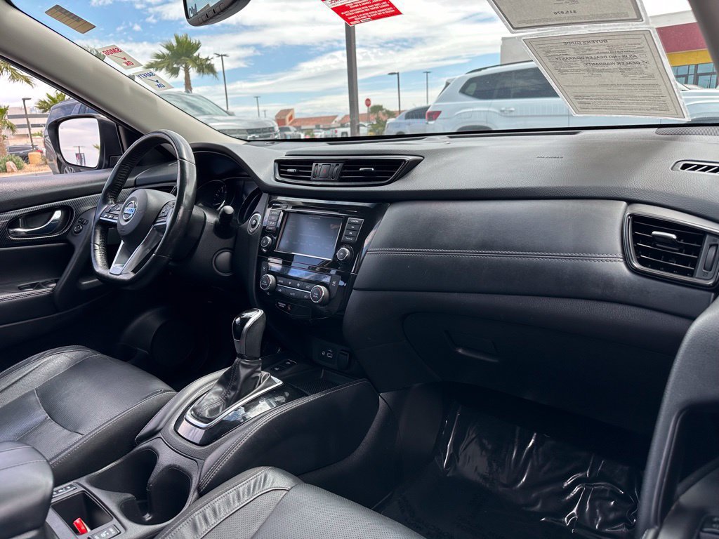 Used 2018 Nissan Rogue SL w/ Premium Package FWD image 30