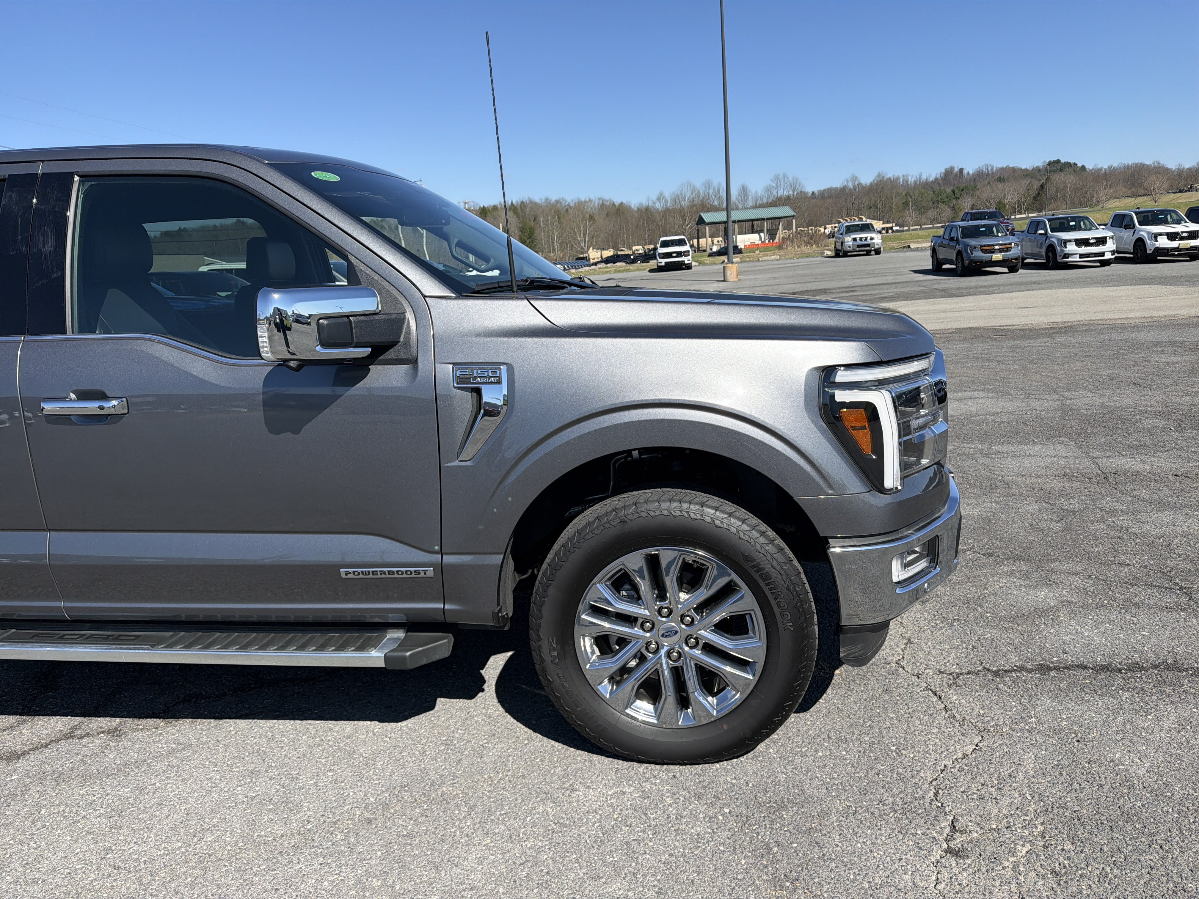 Used 2024 Ford F150 Lariat w/ FX4 Off-Road Package AWD/4WD image 4