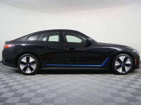 Used 2023 BMW i4 eDrive40 w/ Premium Package RWD image 2