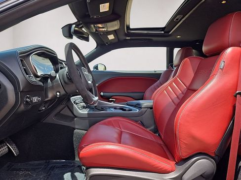 Used 2023 Dodge Challenger SRT Hellcat RWD image 19