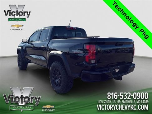Used 2023 Chevrolet Colorado Trail Boss w/ Technology Package image 4
