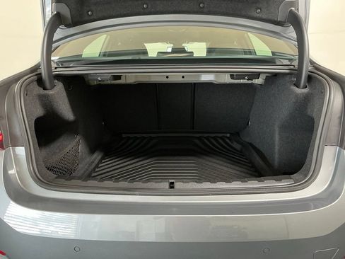 Certified 2025 BMW 330i Sedan w/ Convenience Package RWD image 29