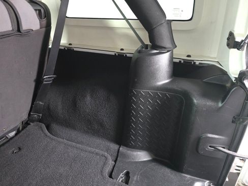 Used 2015 Jeep Wrangler Unlimited Sport image 20