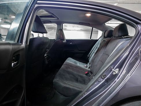 Used 2016 Honda Accord EX image 23