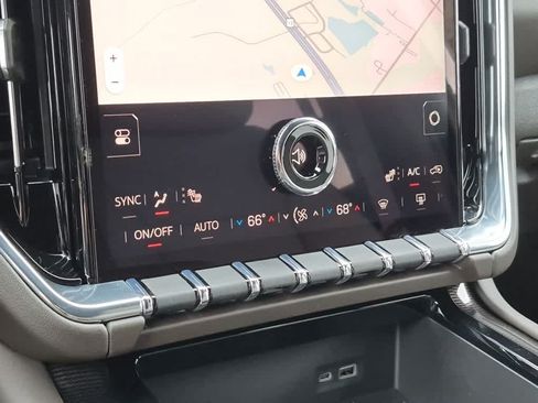 New 2026 GMC Yukon XL Elevation AWD/4WD image 16