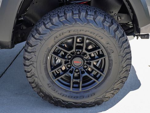 Certified 2020 Toyota Tacoma TRD Pro AWD/4WD image 10