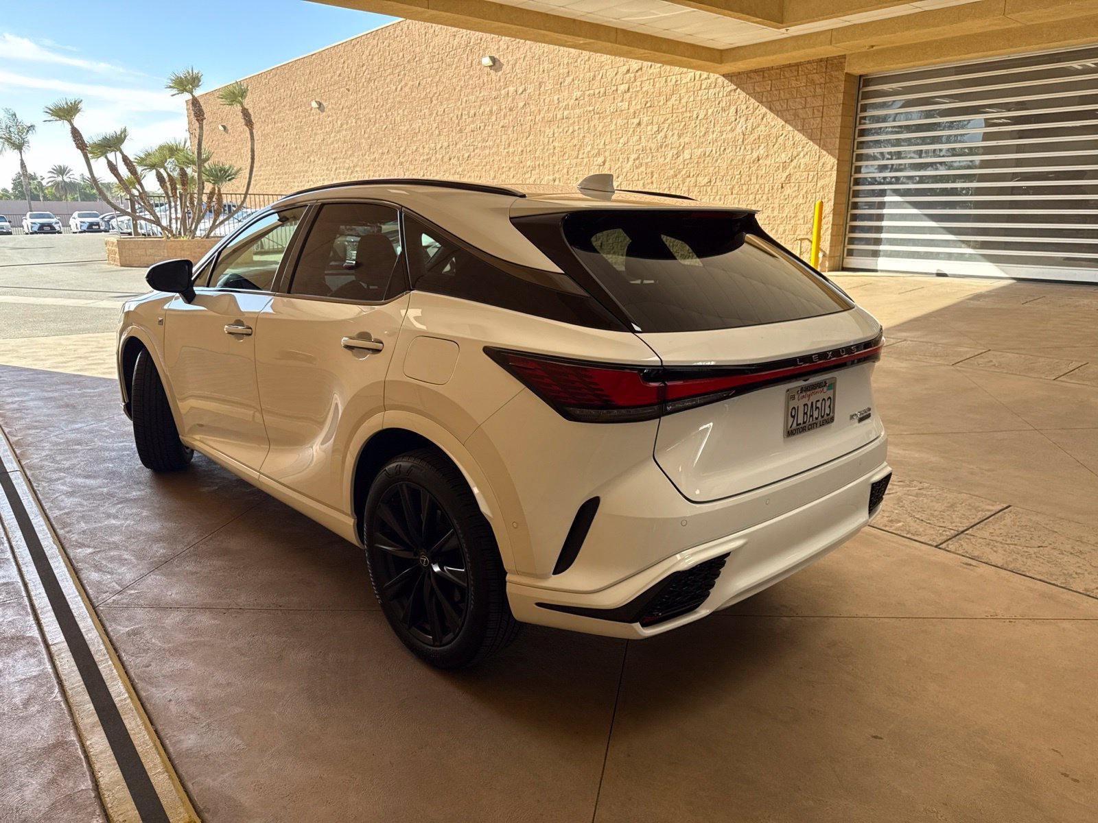 Used 2024 Lexus RX 500h F Sport w/ Convenience Package AWD/4WD image 4