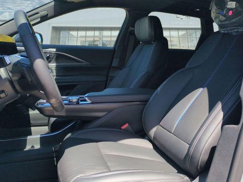 New 2026 Cadillac Lyriq Sport AWD/4WD image 11