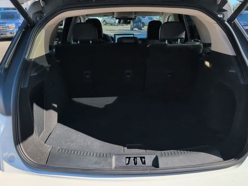 Used 2023 Lincoln Corsair Standard image 11